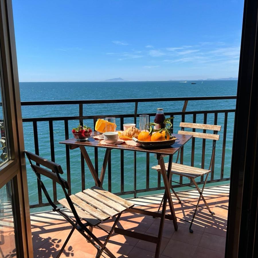 Vip Sul Mare Bed & Breakfast Castellammare di Stabia Dış mekan fotoğraf